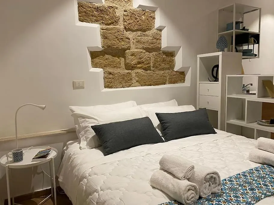 Casuzza Palazzo Storico, Stazione Centrale Palermo Apartment